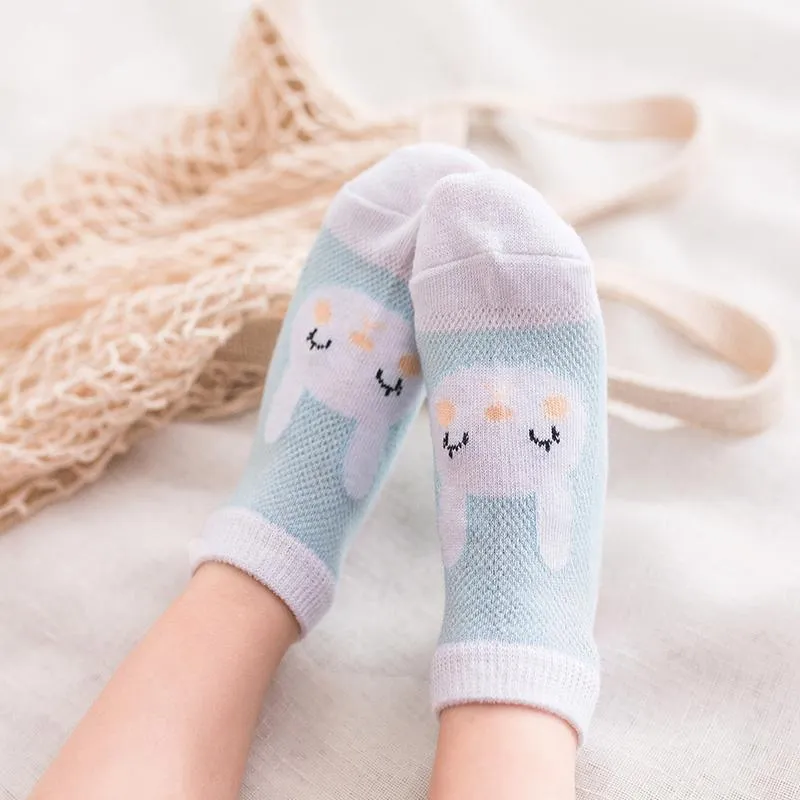 5-piece Cartoon Design Mesh Socks