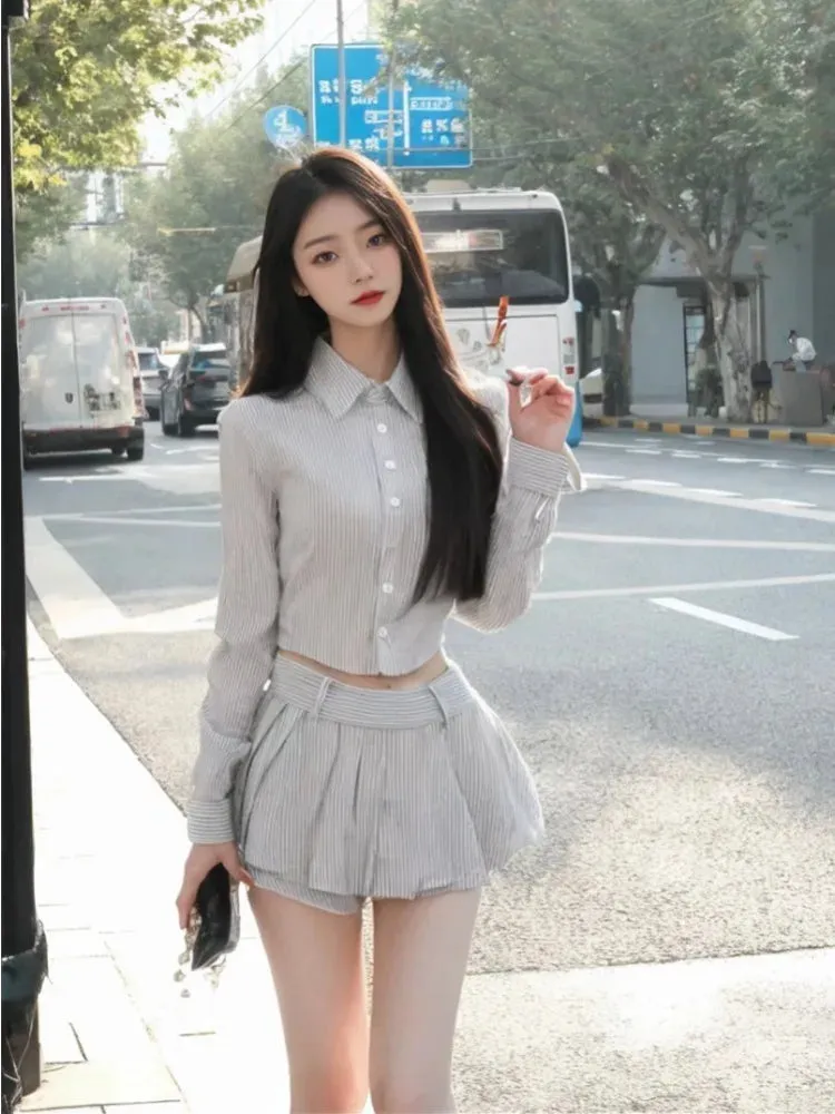 Aiertu Sweet Hot Girls Sexy Preppy Style Suit Women's Spring/Autumn Irregular Long-sleeved Short Shirt Pleated Mini Skirt Two-piece Set