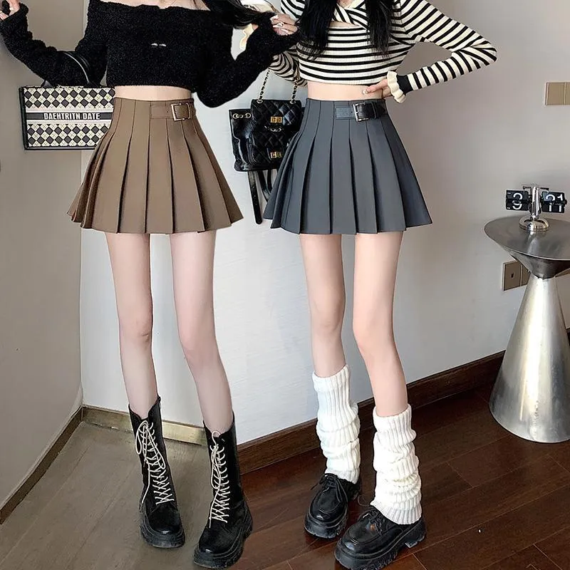 Aiertu tailgate outfit black women Khaki Hot Girl Skirt JK Pleated Skirt Women's Autumn and Winter High Waist Skirt Fluffy A- line Skirt