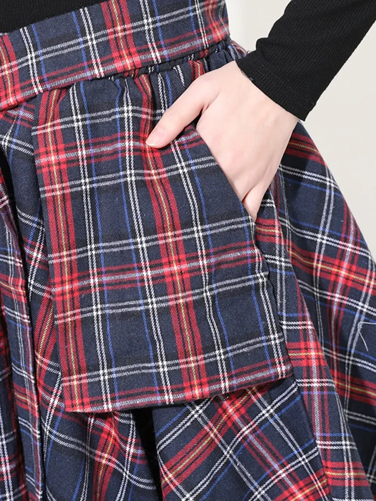 Aitana Plaid Picnic Skirt - Navy