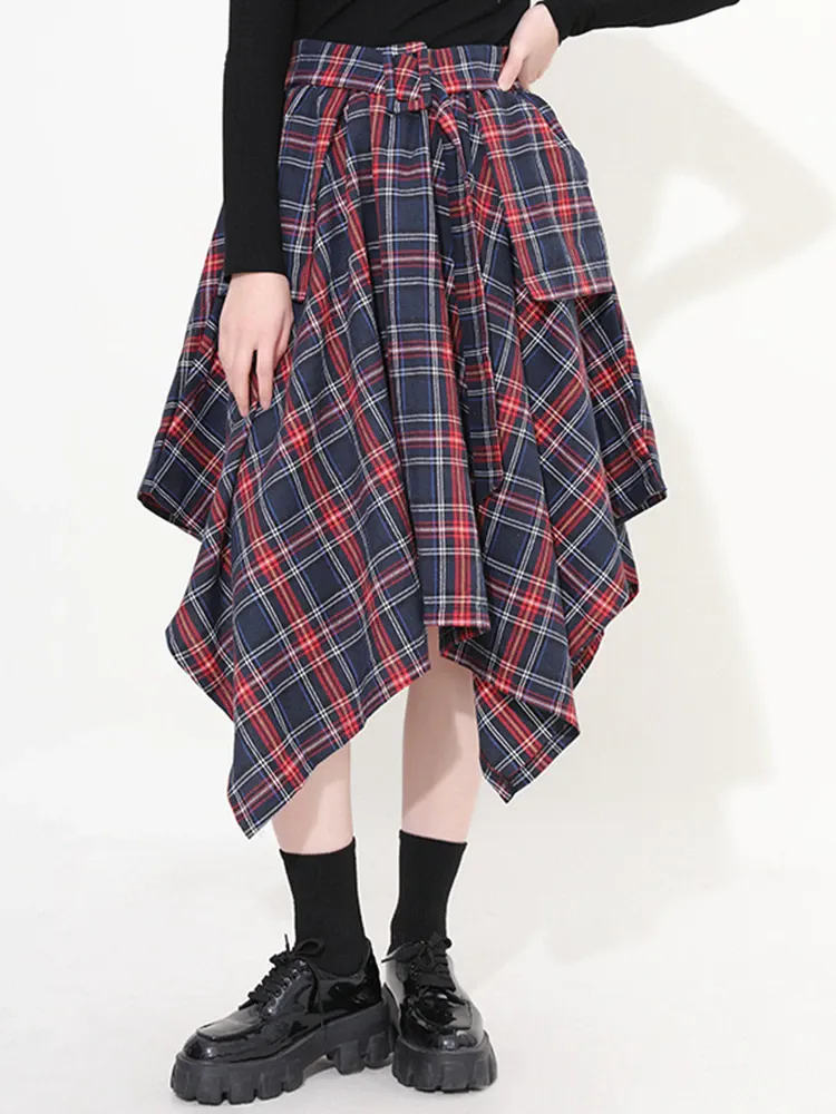 Aitana Plaid Picnic Skirt - Navy