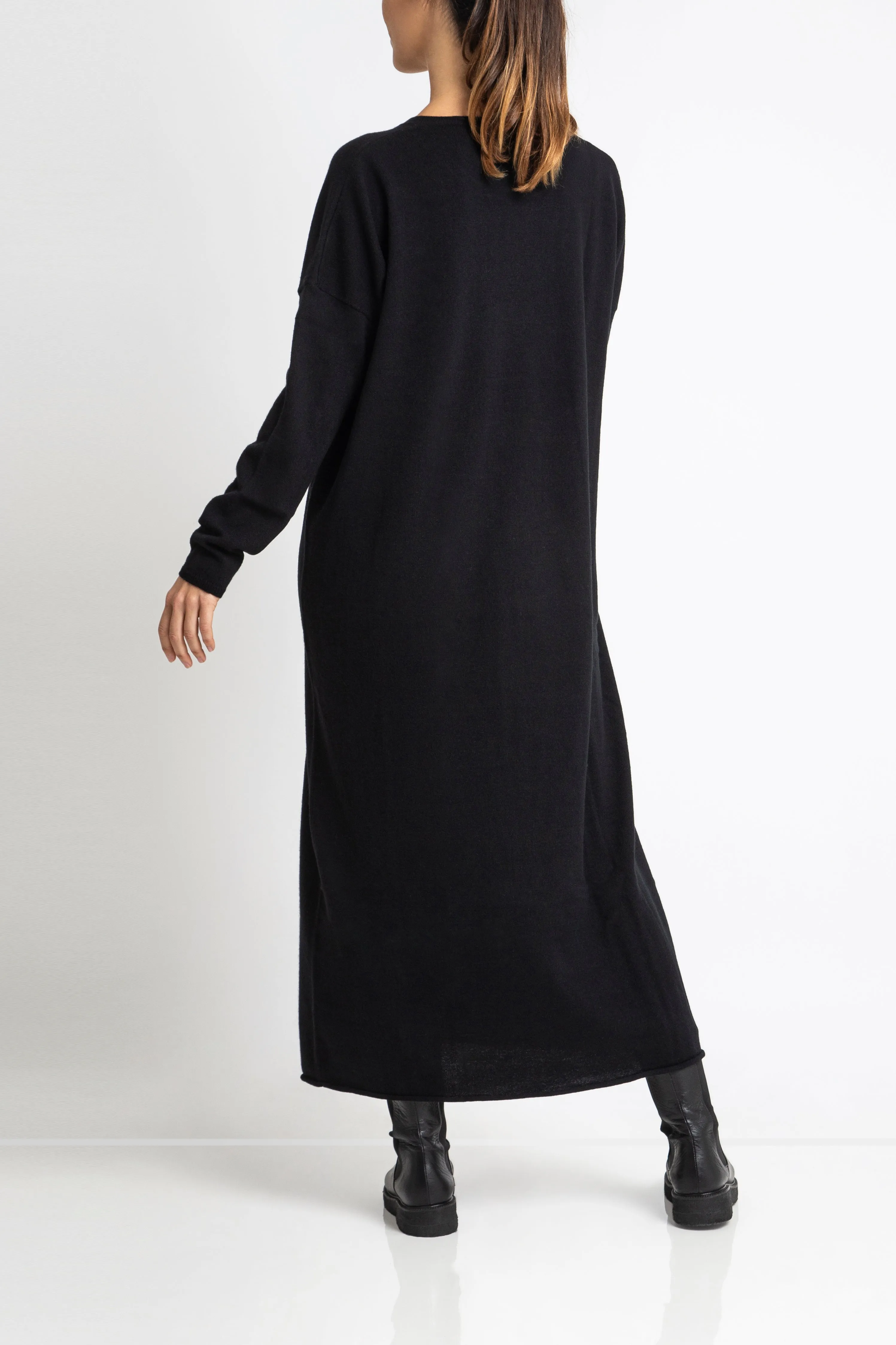 Cashmere Lena Jumper Dress in Black (low stock)