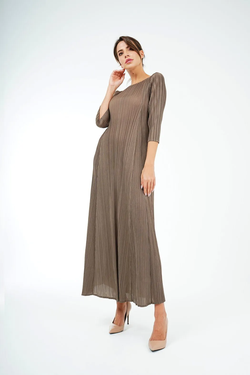 Doraline 3/4 Sleeve Dress