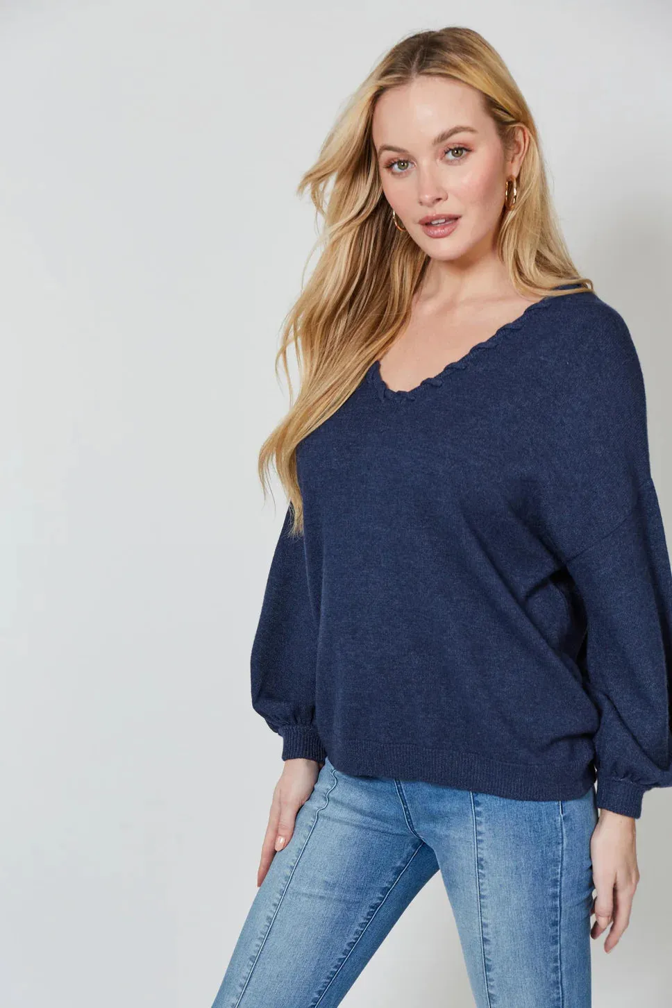 Isle of Mine Ines V Neck Jumper