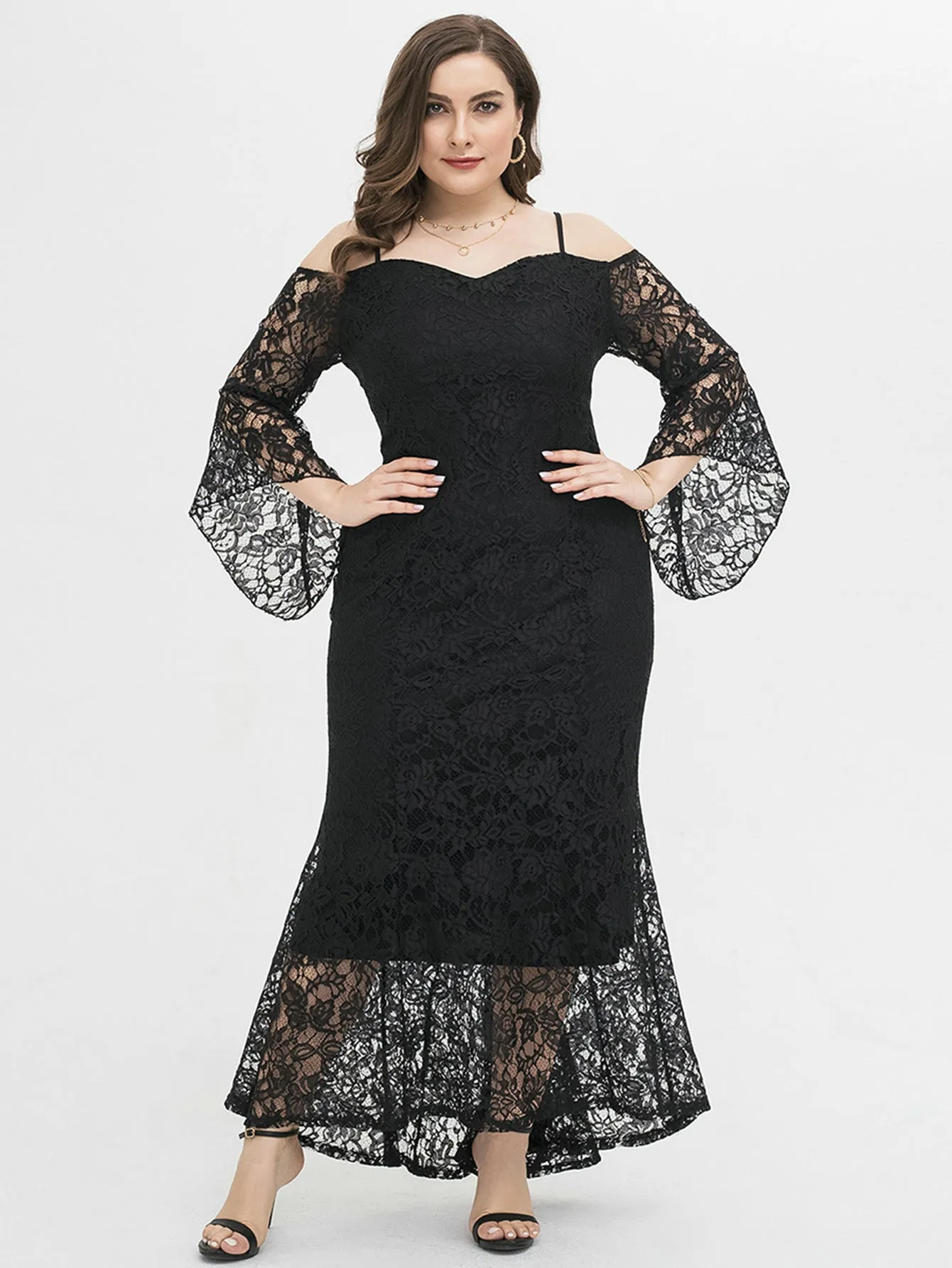 KittenAlarm - COLD SHOULDER PLUS SIZE LACE DRESS